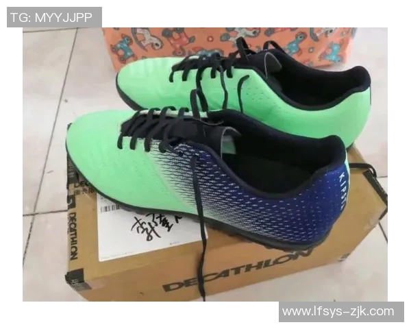 足球鞋的正确使用方法与技巧详解助你提升球场表现